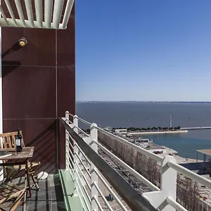 Rent4rest Parque Nacoes 17th Floor River View Apartment Lisbon