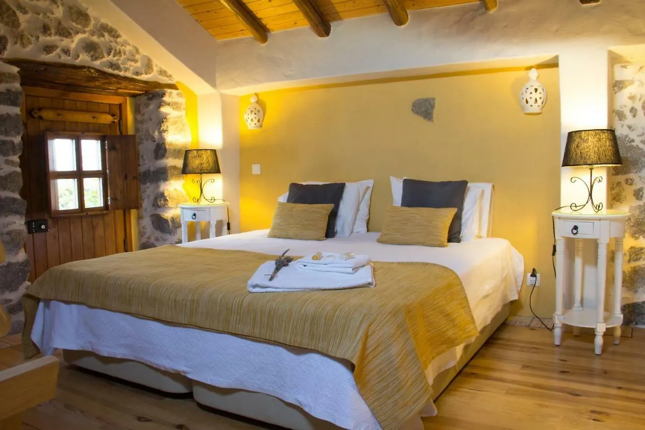 Quinta Do Tempo Turismo Rural Monchique Kır Evi